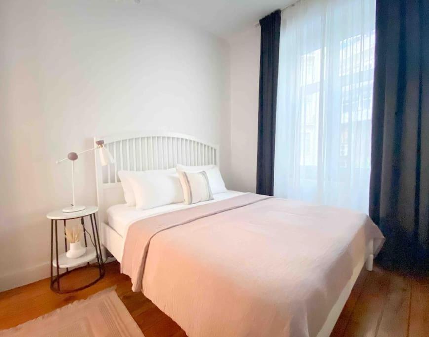 Charming Historical In Galata Daire