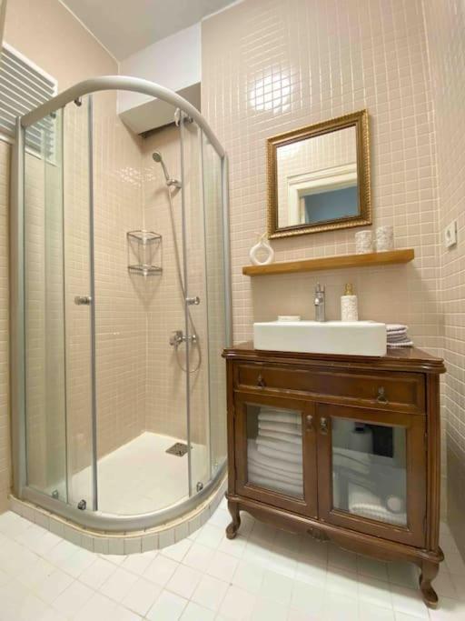 Apartament Charming Historical In Galata *